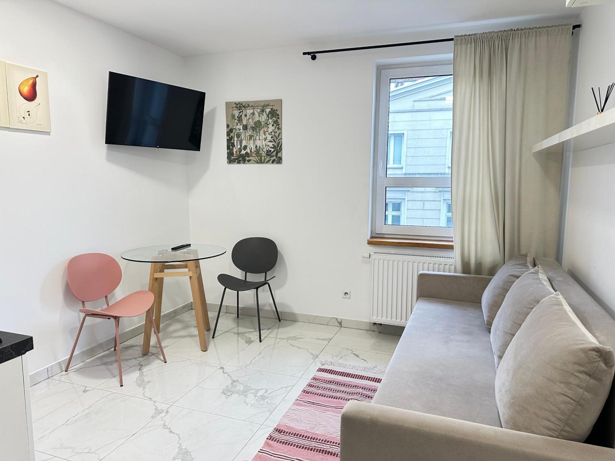 Moveen! Wynajem Apartamentow We Wroclawiu! 10 Minut Od Centrum