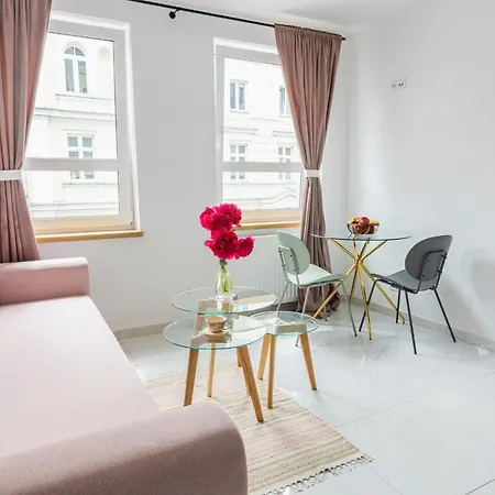 Moveen! Wynajem Apartamentow We Wroclawiu! 10 Minut Od Centrum Exteriér fotografie