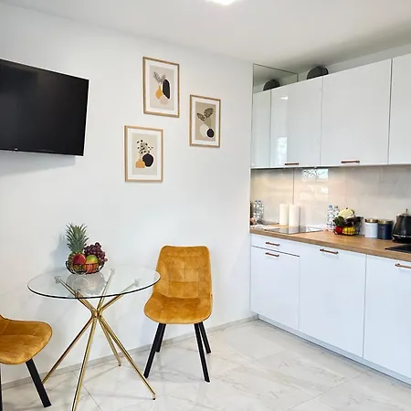 Moveen! Wynajem Apartamentow We Wroclawiu! 10 Minut Od Centrum Exteriér fotografie