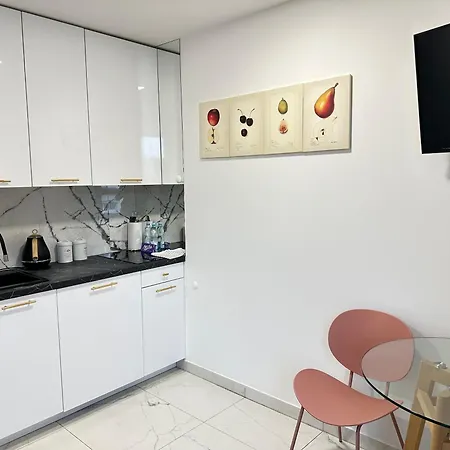 Moveen! Wynajem Apartamentow We Wroclawiu! 10 Minut Od Centrum Exterior photo