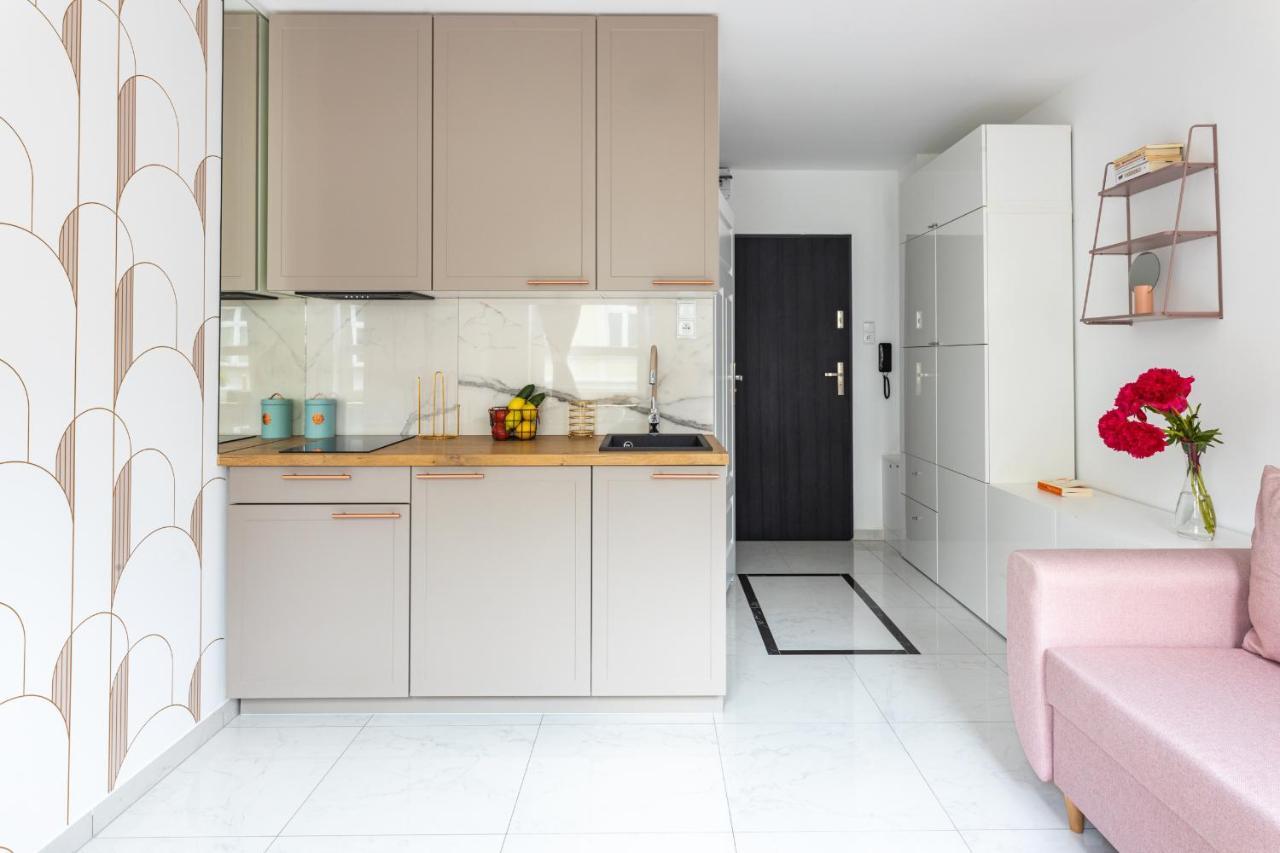 Apartment Moveen! Wynajem Apartamentow We Wroclawiu! 10 Minut Od Centrum