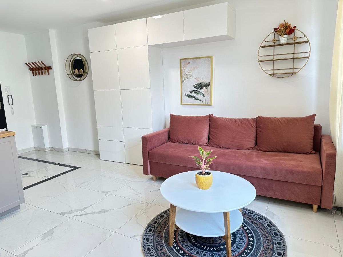 Moveen! Wynajem Apartamentow We Wroclawiu! 10 Minut Od Centrum