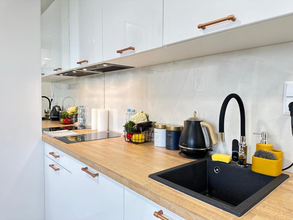 Moveen! Wynajem Apartamentow We Wroclawiu! 10 Minut Od Centrum