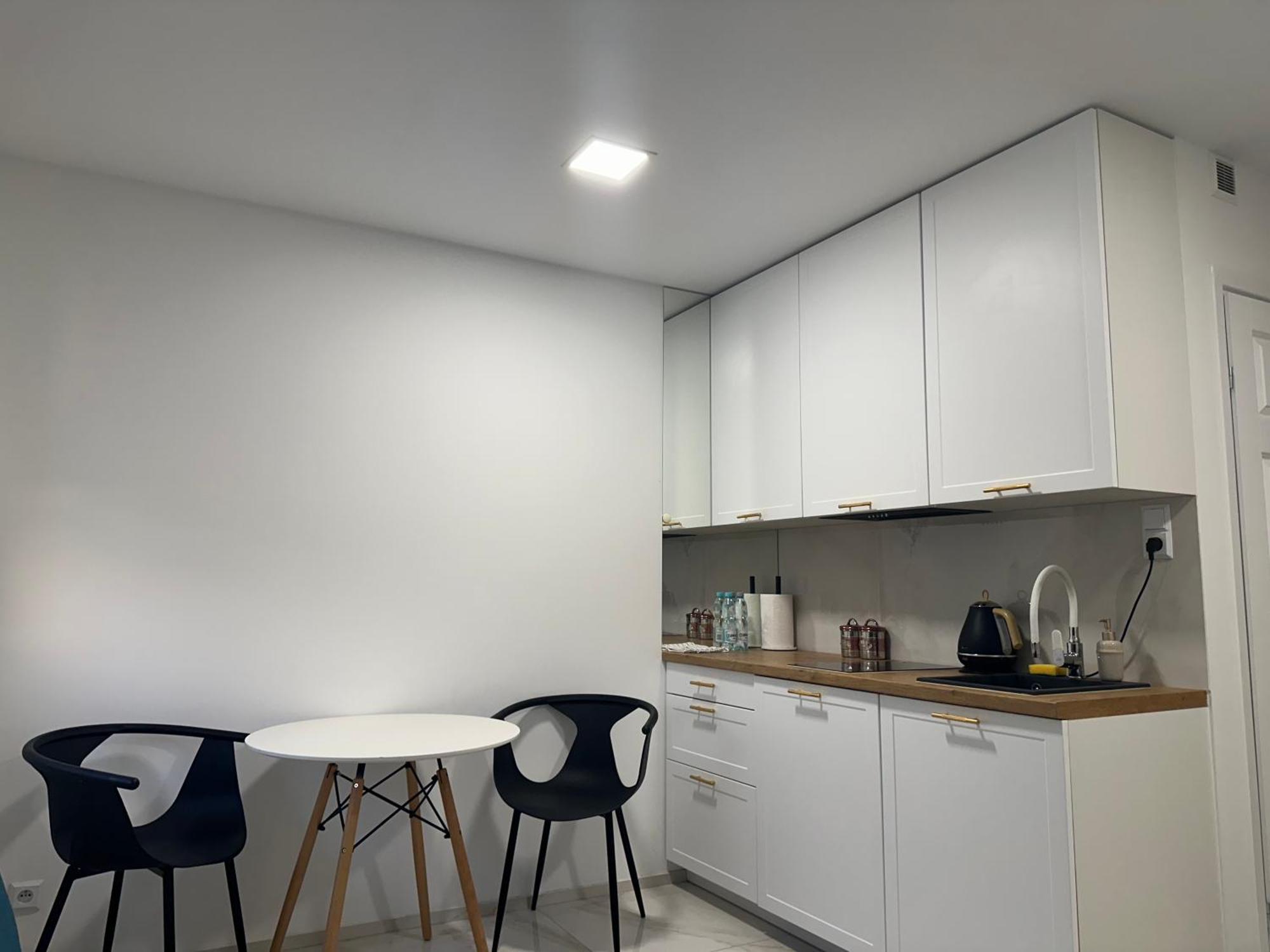 Moveen! Wynajem Apartamentow We Wroclawiu! 10 Minut Od Centrum