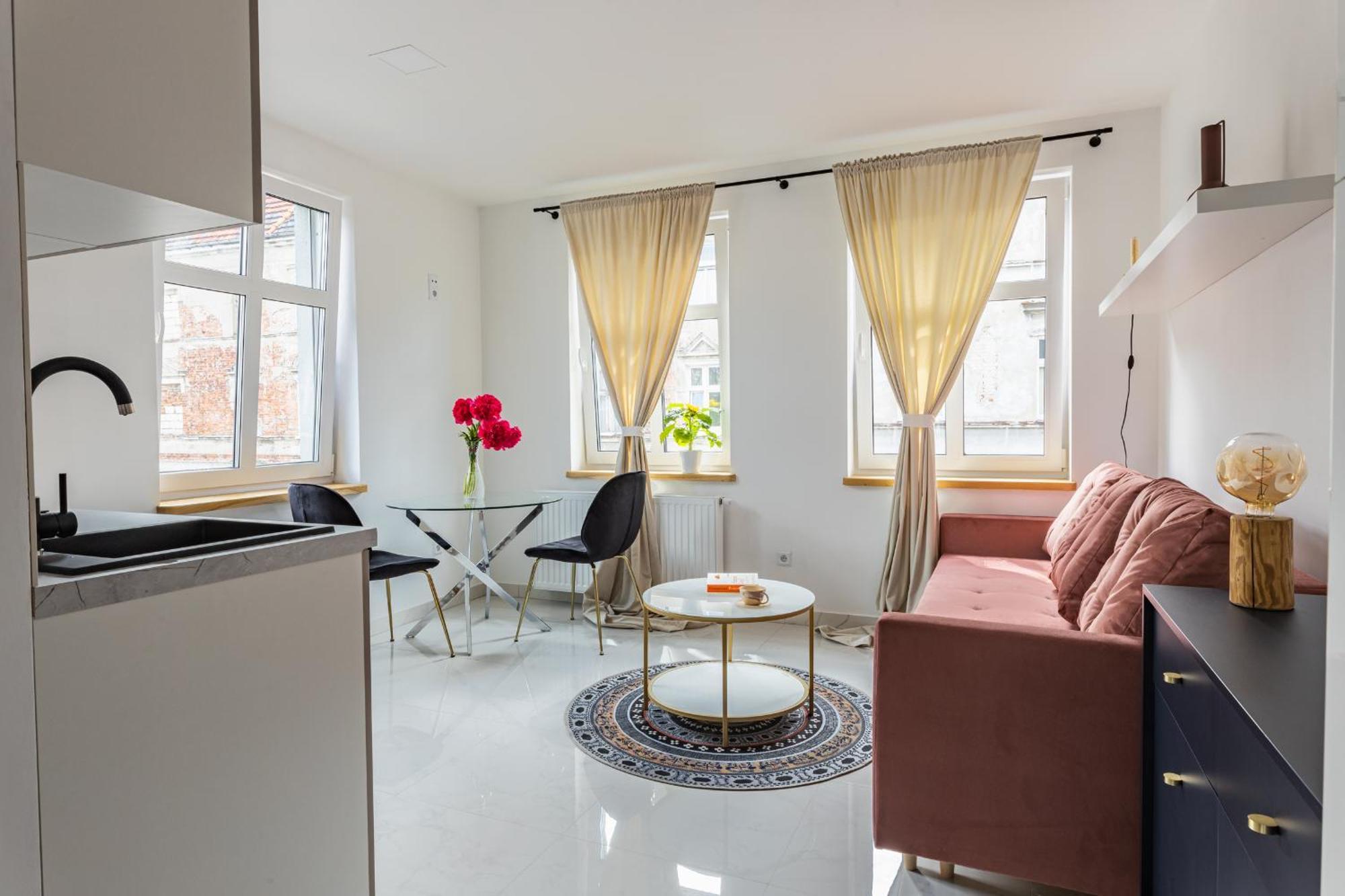 Moveen! Wynajem Apartamentow We Wroclawiu! 10 Minut Od Centrum Apartment Wroclaw