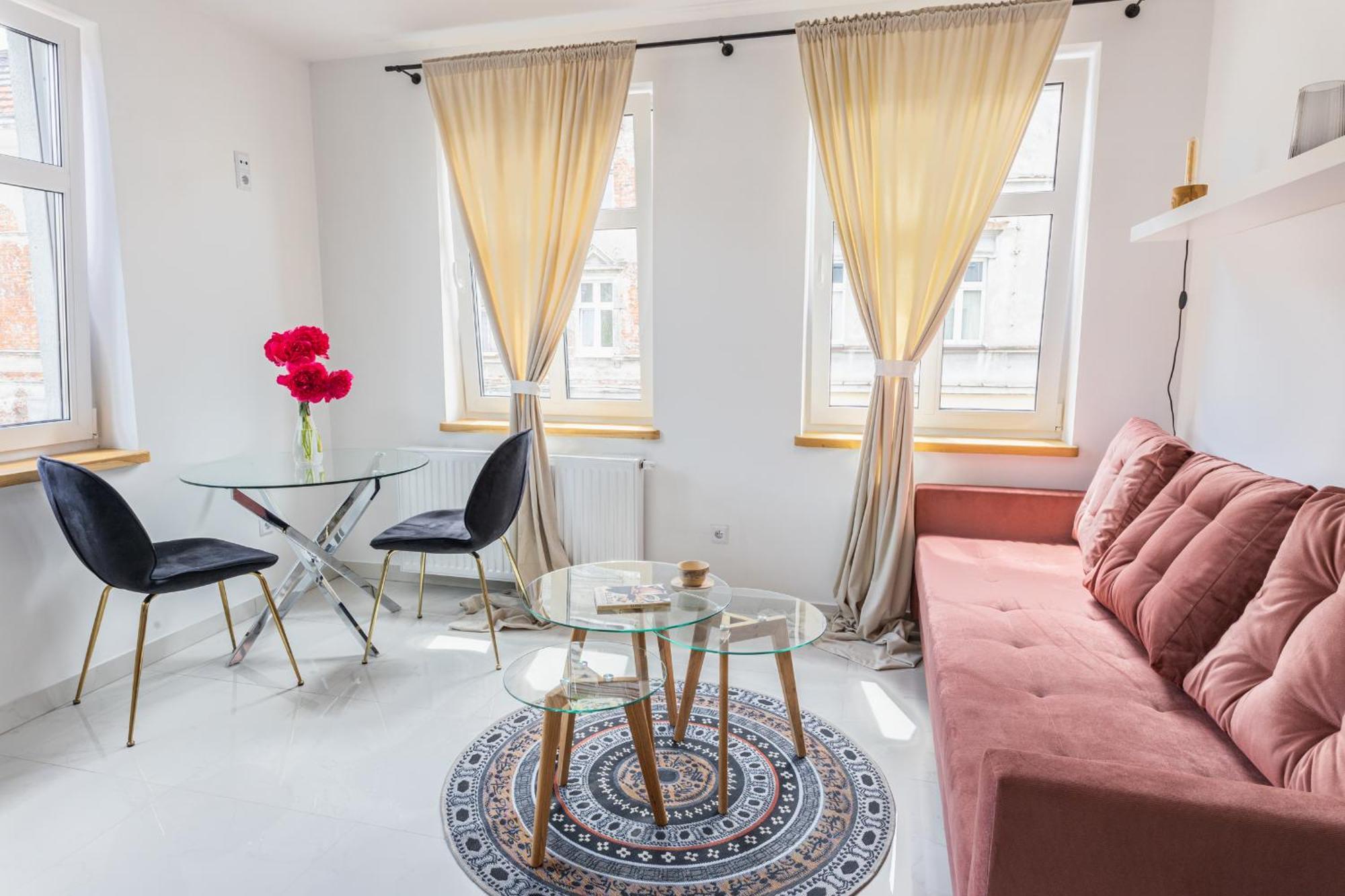 Moveen! Wynajem Apartamentow We Wroclawiu! 10 Minut Od Centrum Apartment *