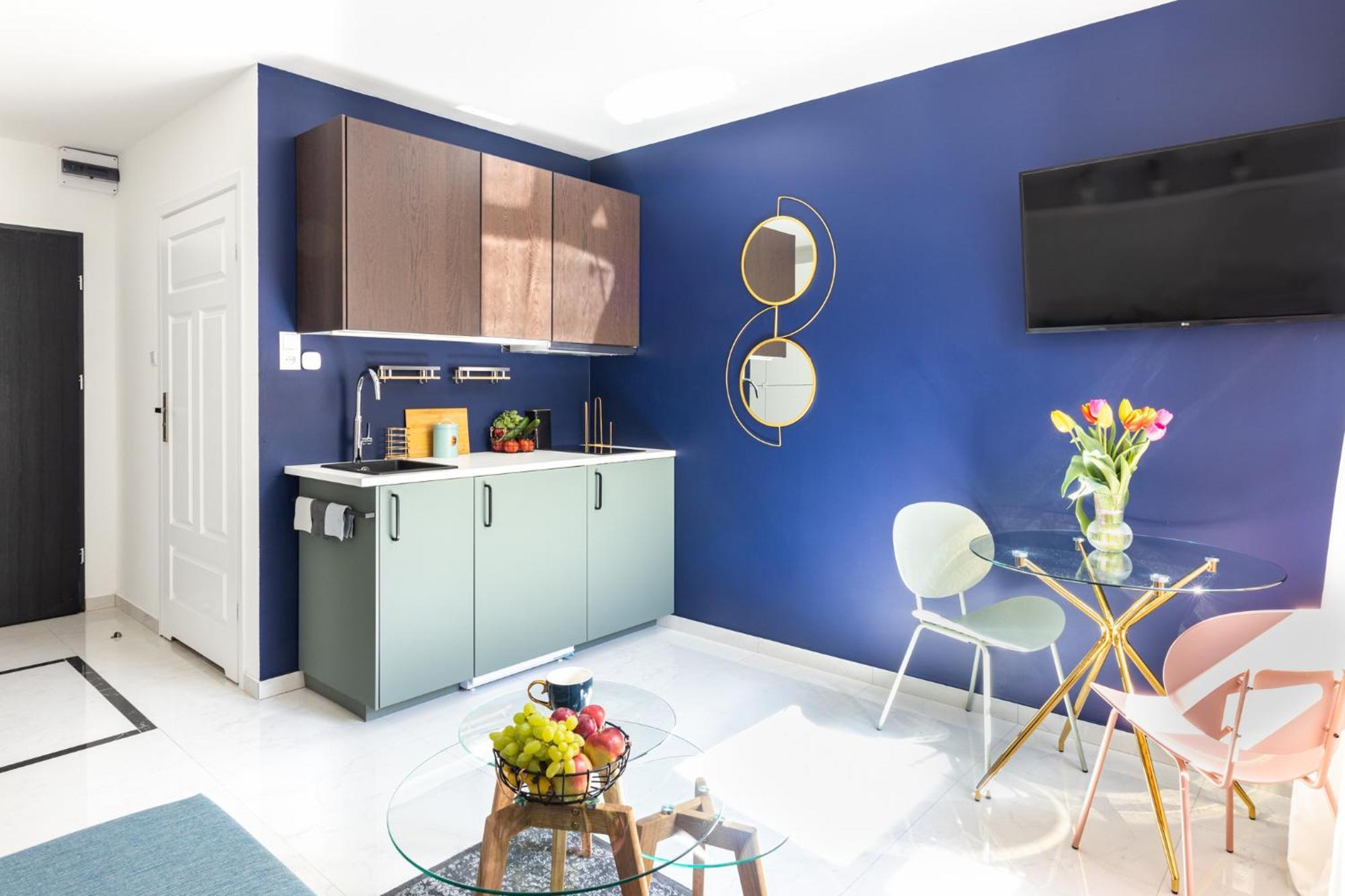 Moveen! Wynajem Apartamentow We Wroclawiu! 10 Minut Od Centrum Apartment