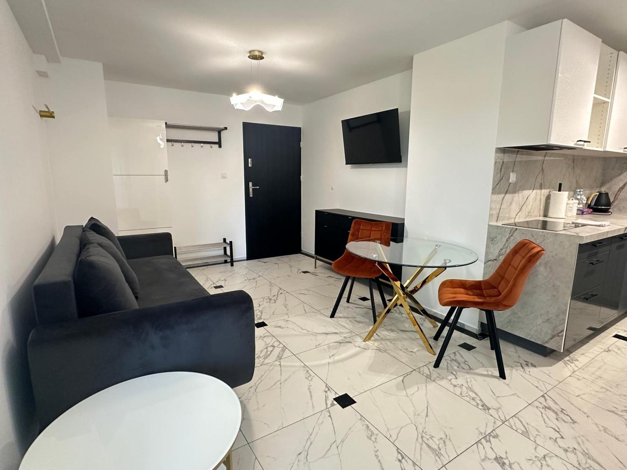 Moveen! Wynajem Apartamentow We Wroclawiu! 10 Minut Od Centrum