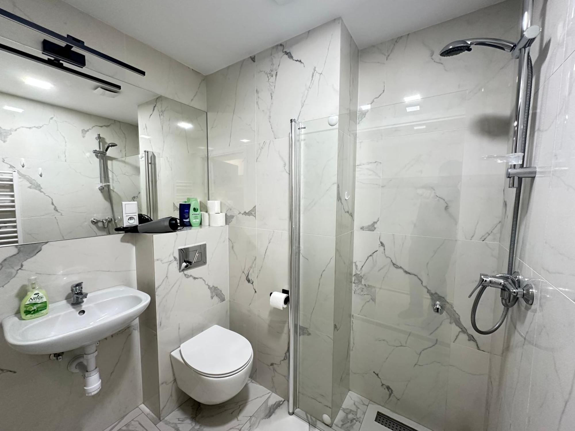 Moveen! Wynajem Apartamentow We Wroclawiu! 10 Minut Od Centrum *